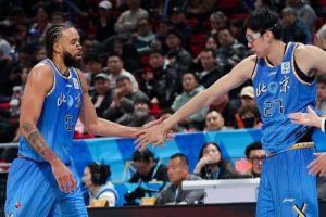 追梦：抢七根本不存在什么战术调整 就是文班对阵SGA的个人秀